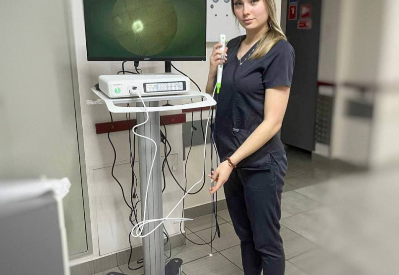 Процесор та гнучкі уретерореноскопи HugeMed для клініки в Києві